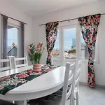 Nostra Apartment *