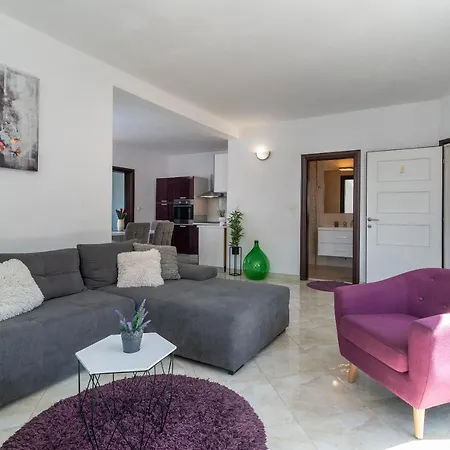 Nostra Apartman