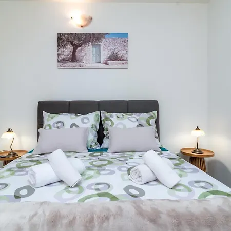 Apartment Nostra Trogir